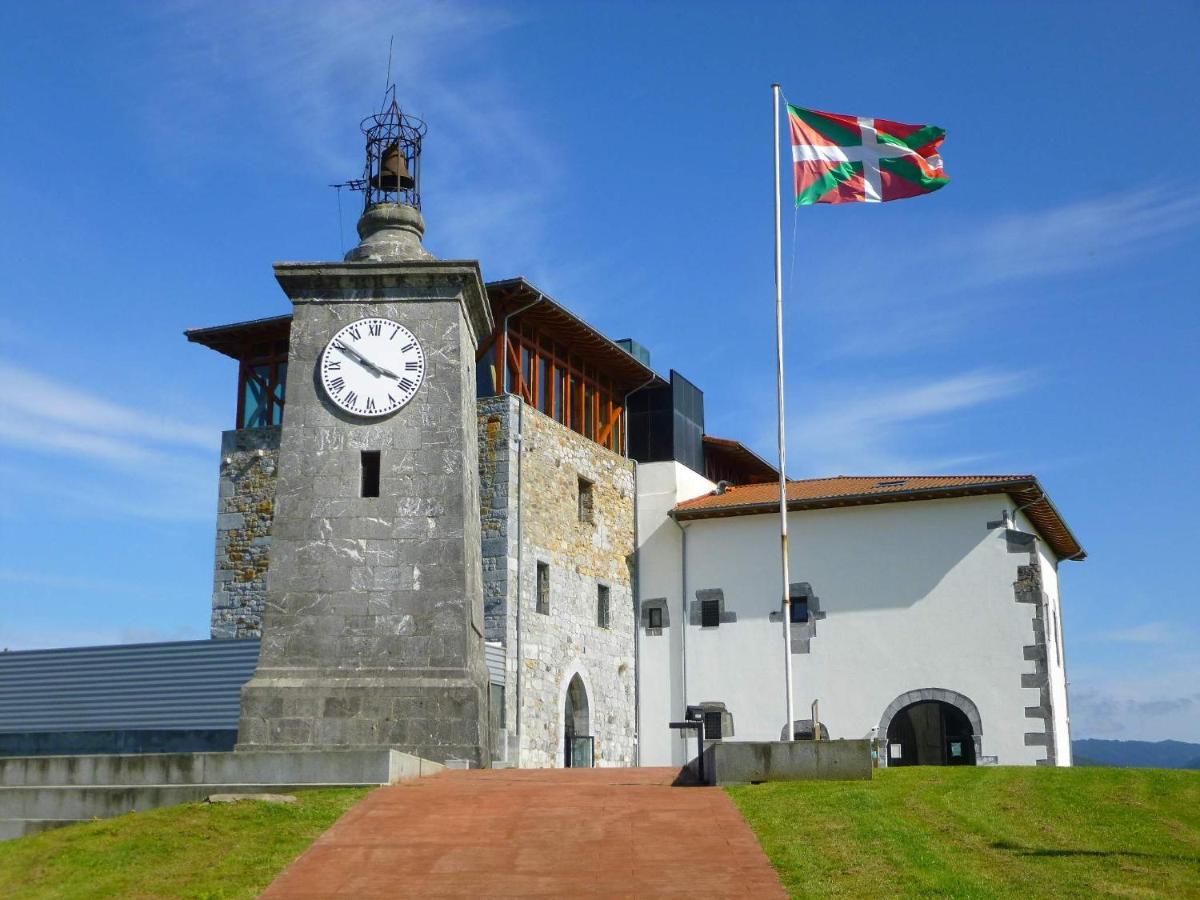 Piso Turistico Mundaka Con Opcion A Garaje Apartment Exterior photo